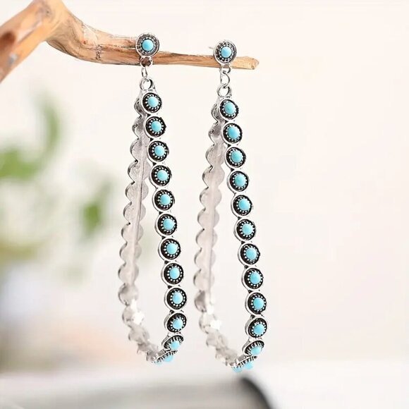Jewelry - NEW Pair of vintage style BOHO earrings, dangle turquoise earrings, hoop